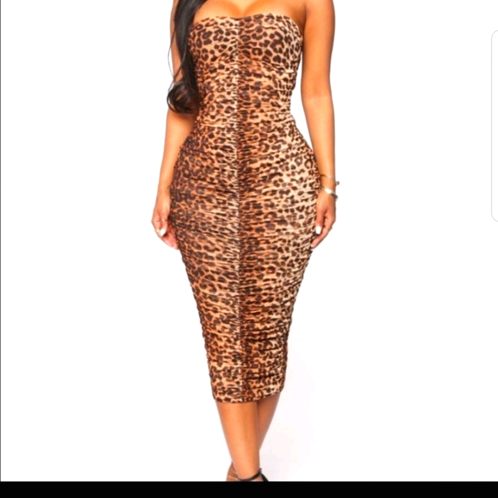Leopard Strapless Midi Dress